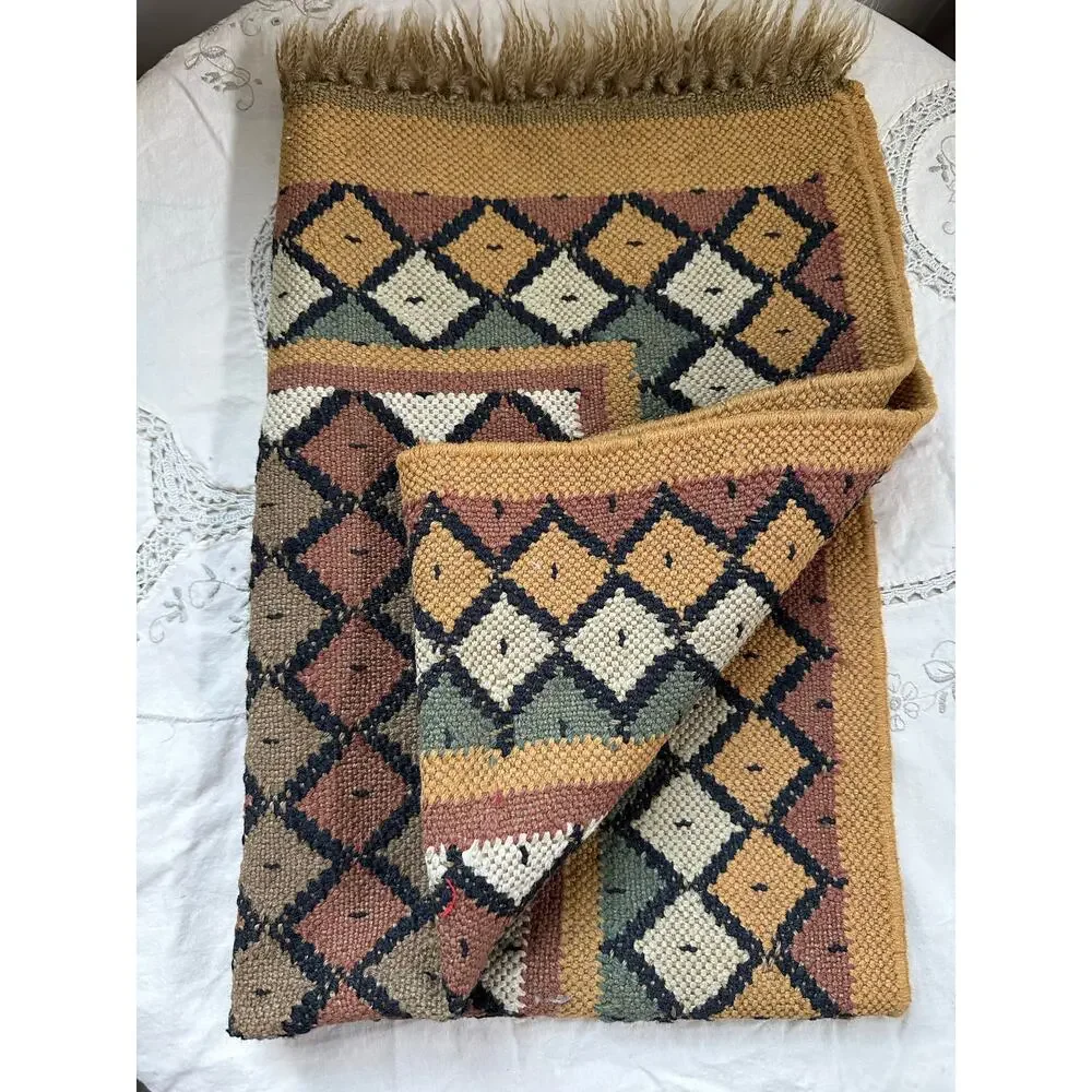 Vintage Turkish Kilim Rug Boho Aztec Rug 37x25” wool jute natural woven